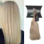 N224 festett, szőkített magyar póthaj copf (31–33 cm, egyenes platinaszőke) – mellette illusztrációs modellfotó