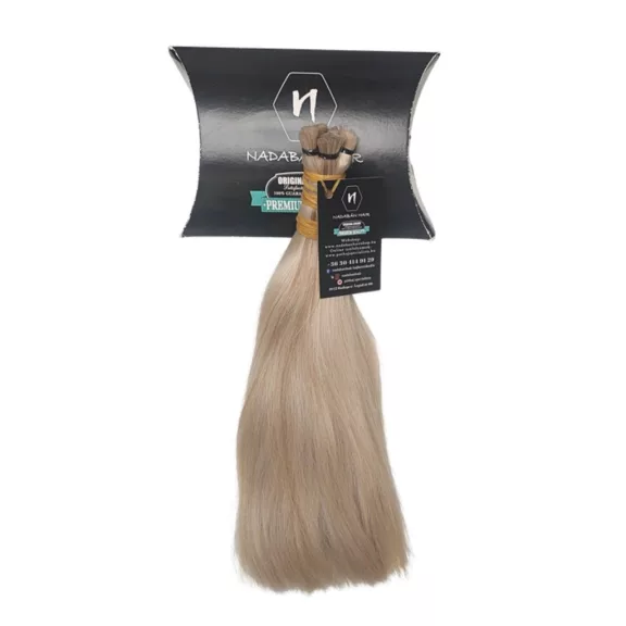 N224 egyenes platinaszőke magyar póthaj a Nadabán Hair dobozán (31–33 cm, 108 g)
