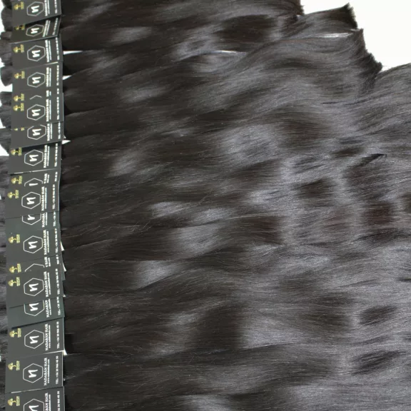 Vágott emberi feldolgozatlan natúr haj, sötétbarna póthaj 60 cm (10 gramm) Vágott emberi feldolgozatlan natúr haj, sötétbarna póthaj 60 cm (10 gramm)